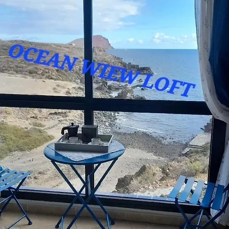Apartment Ocean Escape Abrigos Front Sea Fast Wifi Near Airport *